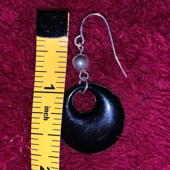 1.5 in. Black & Silver Dangle Earrings/Great Cond. - Picture 4 of 4